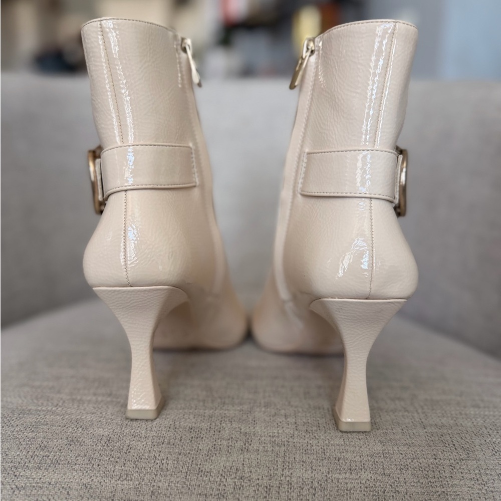 GB Girls Cream Heeled Boots with Buckle - Picture 3 of 6